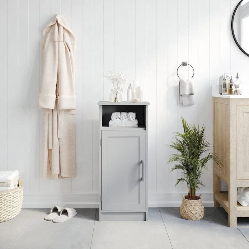 Freestanding Bathroom Storage Cabinet with Magnetic Door and 3 Adjustable Shelves